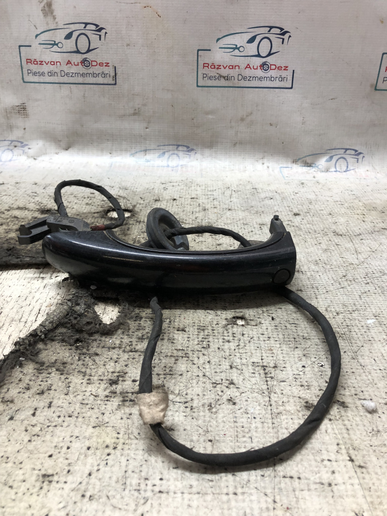 Maner exterior stanga spate Volkswagen Touareg 2009
