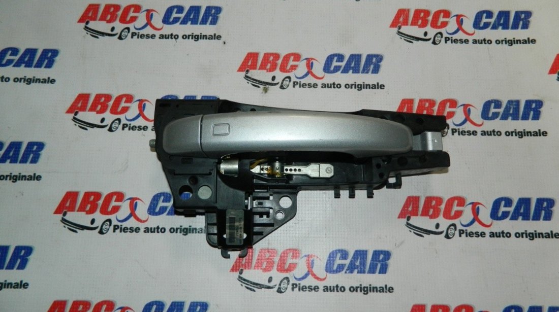 Maner exterior usa dreapta fata Audi A4 B8 8K cod: 8T02837886A