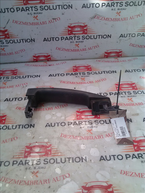 Maner exterior usa dreapta fata LAND ROVER FREELANDER 2