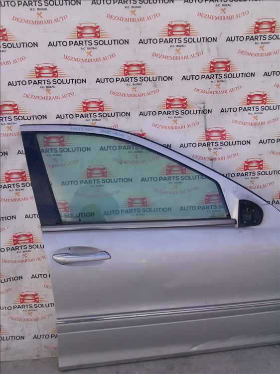 Maner exterior usa dreapta fata MERCEDES C CLASS an fabr. 2003