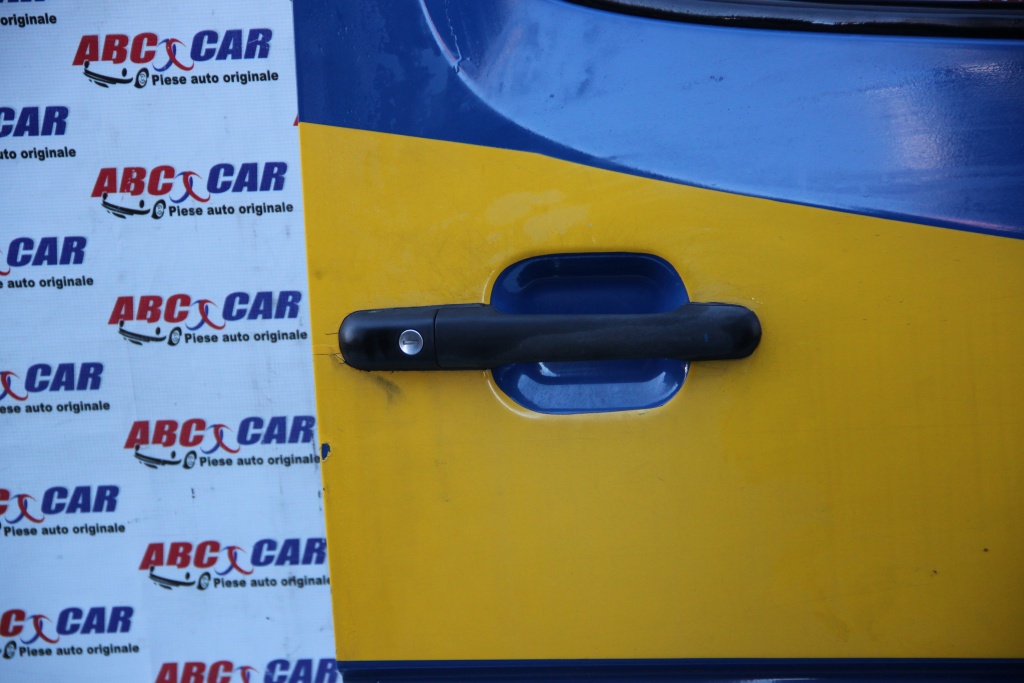 Maner exterior usa dreapta fata Mercedes Sprinter model 2003