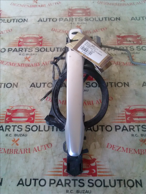 Maner exterior usa dreapta fata MITSUBISHI OUTLANDER an fabr. 2010