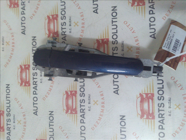 Maner exterior usa dreapta fata VOLKSWAGEN GOLF 5