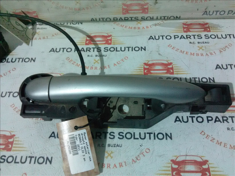 Maner exterior usa dreapta spate RENAULT CLIO 3 an fabr. 2011