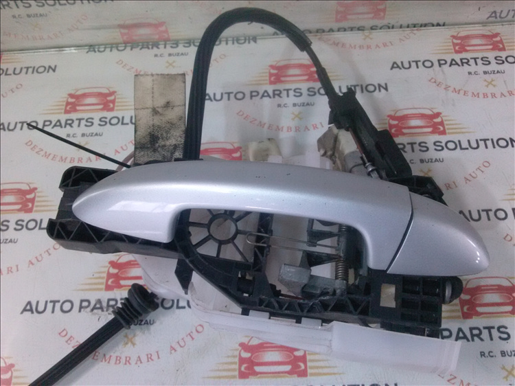 Maner exterior usa dreapta spate VOLKSWAGEN PASSAT B6