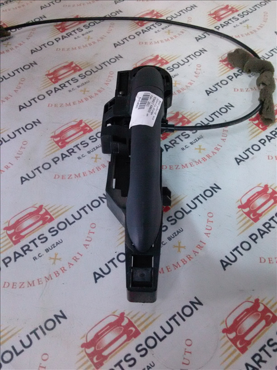 Maner exterior usa laterala stanga RENAULT KANGOO an fabr. 2011