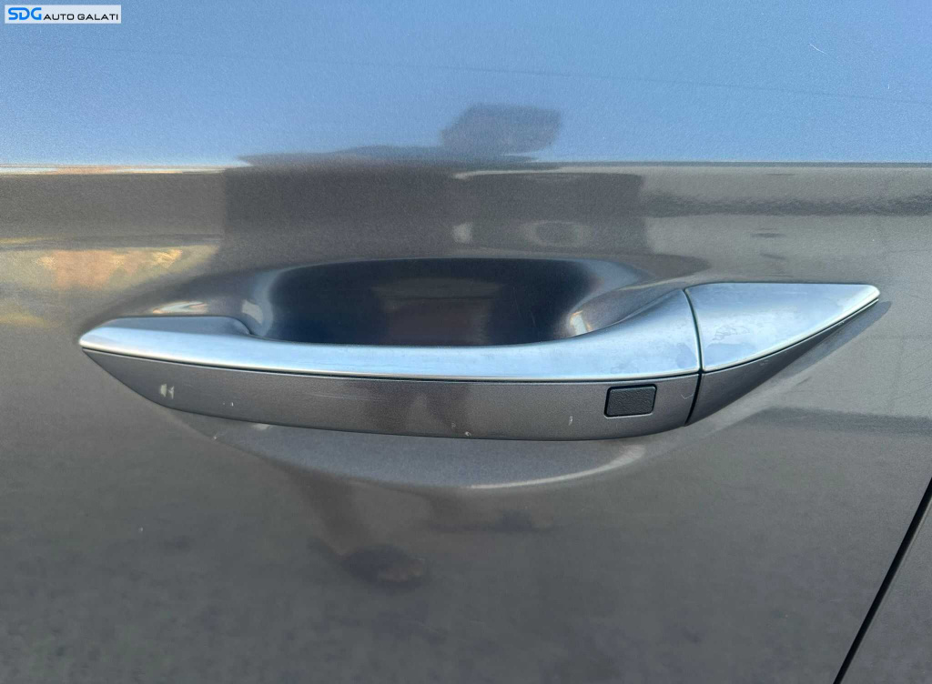 Maner Exterior Usa Portiera Stanga Spate Hyundai Ioniq 2016 - 2019 Culoare YT3 Stardust Gray [K6453]