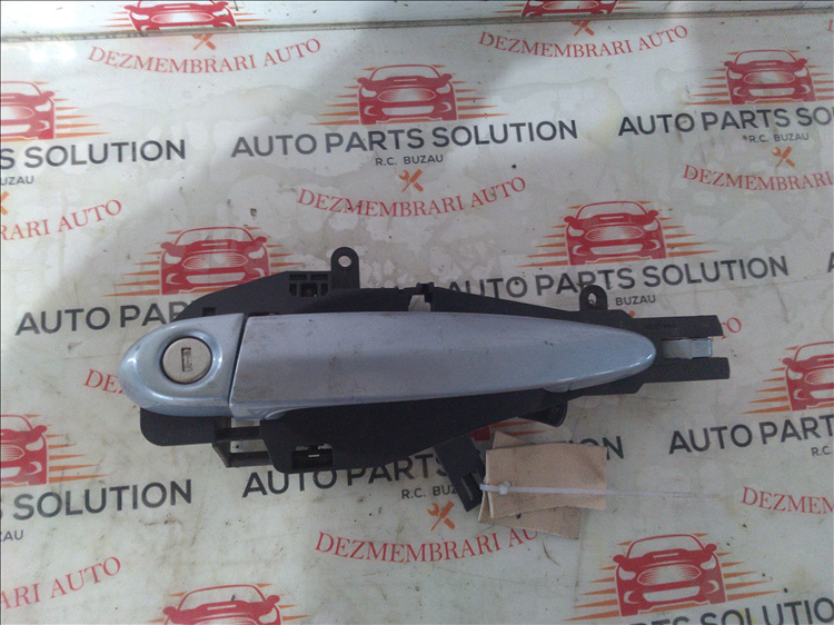 Maner exterior usa stanga fata BMW SERIA 3 E90