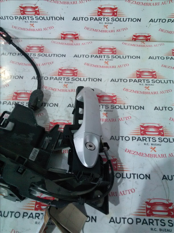 Maner exterior usa stanga fata FORD FIESTA an fabr. 2013