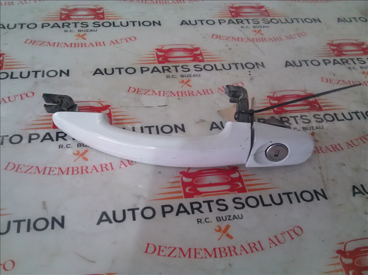 Maner exterior usa stanga fata FORD FOCUS 3
