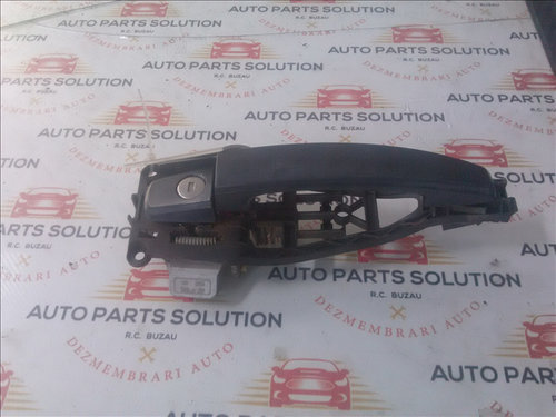 Maner exterior usa stanga fata OPEL CORSA D