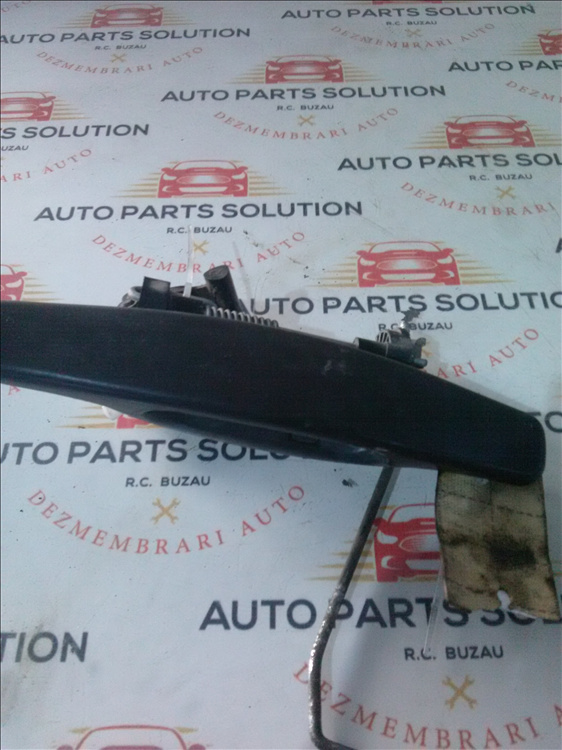 Maner exterior usa stanga fata RENAULT CLIO an fabr. 2010