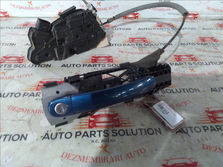 Maner exterior usa stanga fata SEAT IBIZA an fabr. 2011