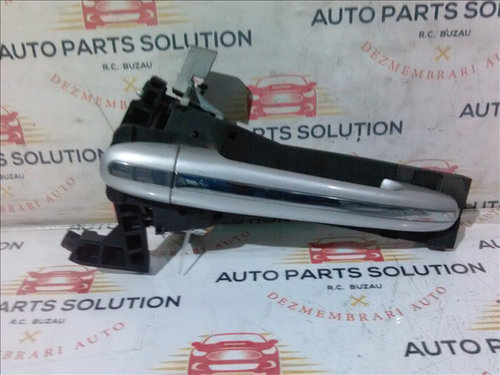 Maner exterior usa stanga spate M A CLASS an fabr. 2001