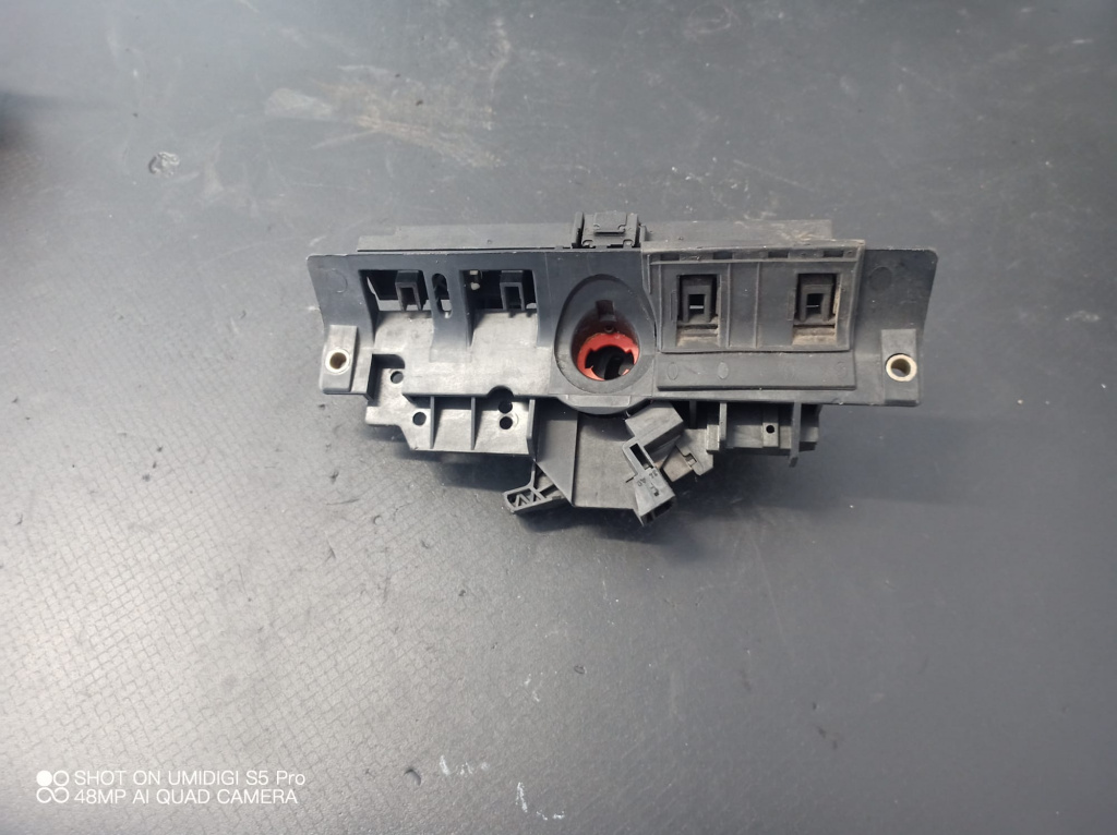 Maner haion , Audi A4 B5 (8D) 1994 - 2001 ,COD -8D9827565H