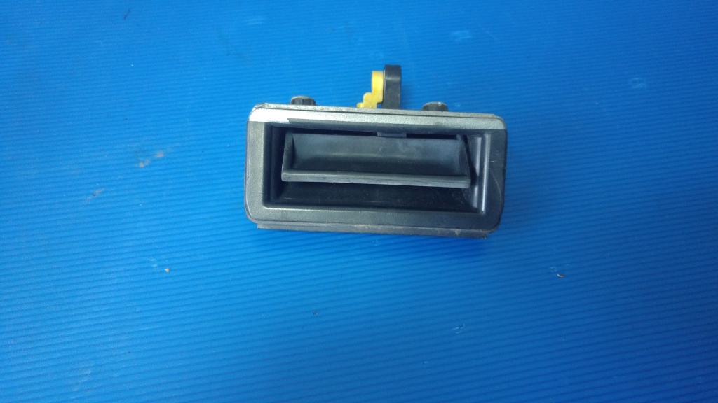 Maner haion kia rio 81720-1g020