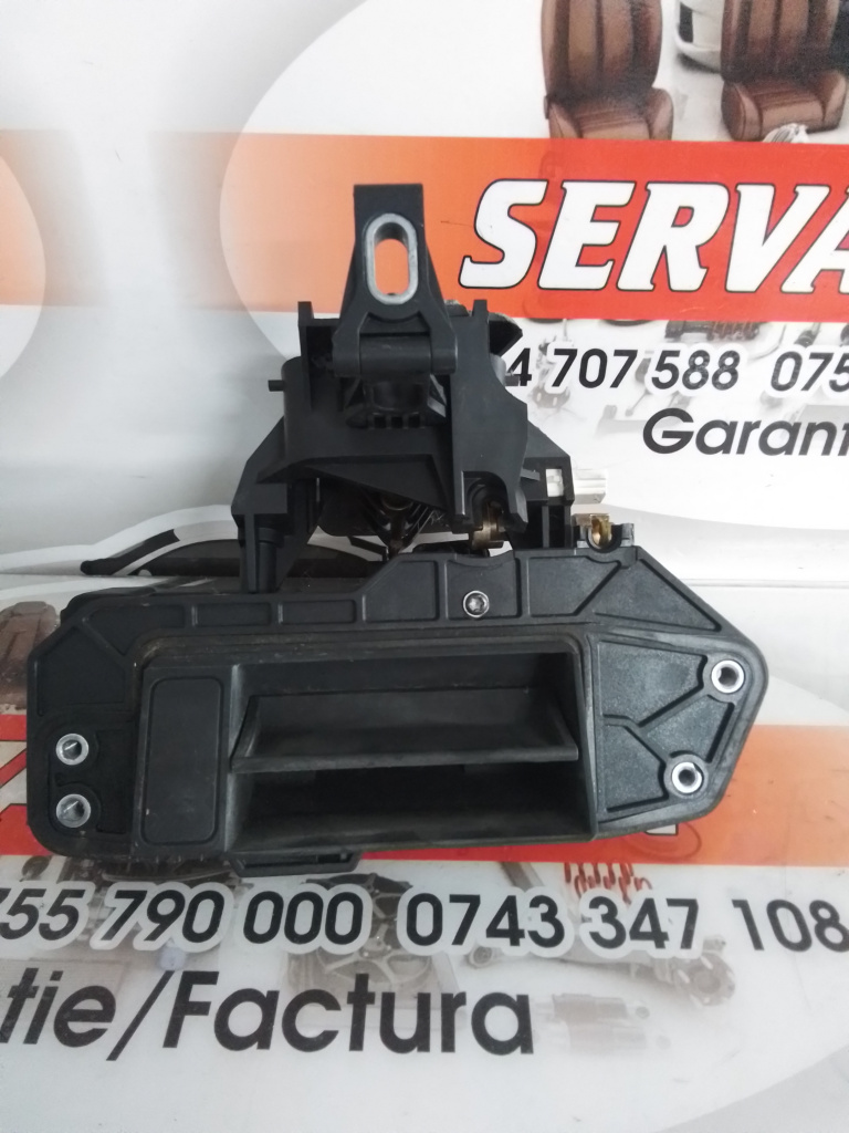 Maner haion Mercedes-Benz E-Class (2002-2008) [W211] 2.2 Motorina 2006, COMBI / A2117400093