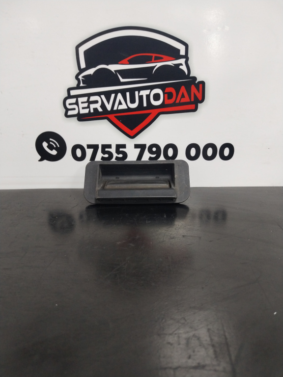 Maner haion Mercedes-Benz E-Class (2009->) [W212] 2.2 Motorina 2012, A2127501593