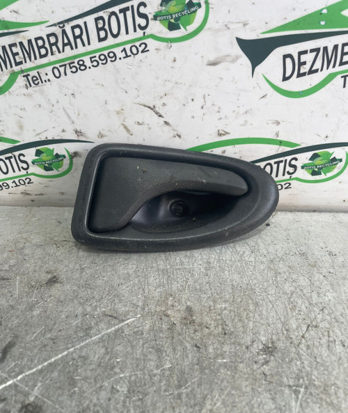 Maner inchidere din interior usa spate dreapta 7700830079 Dacia Logan [2004 - 2008] MCV 1.5 dci MT (...