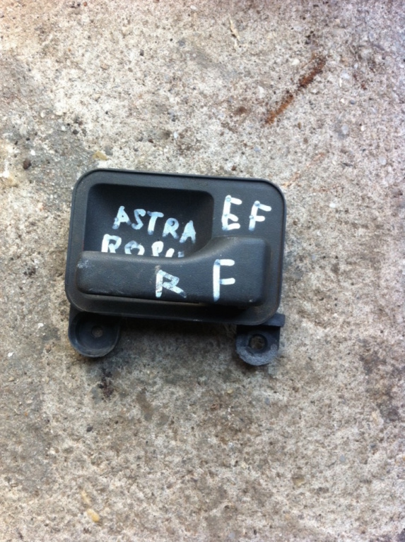 Maner int dr spate Opel Vectra A [1988 - 1995] Sedan 1.6 MT (75 hp) (86_ 87_)