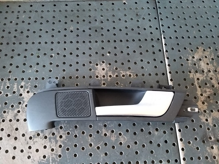 Maner interior boxa tweeter usa dreapta spate audi a3 8p 8h0035399b 8p4839020d