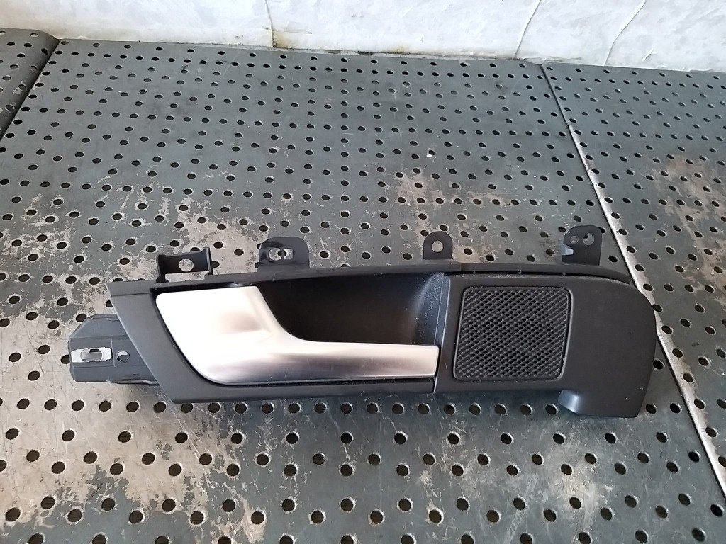 Maner interior boxa tweeter usa stanga spate audi a3 8p 8p4839019 8h00353999b