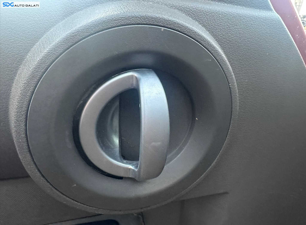 Maner Interior Clapeta Deschidere de pe Fata de Usa Stanga Fata Dodge Nitro 2007 - 2012 [C8886]