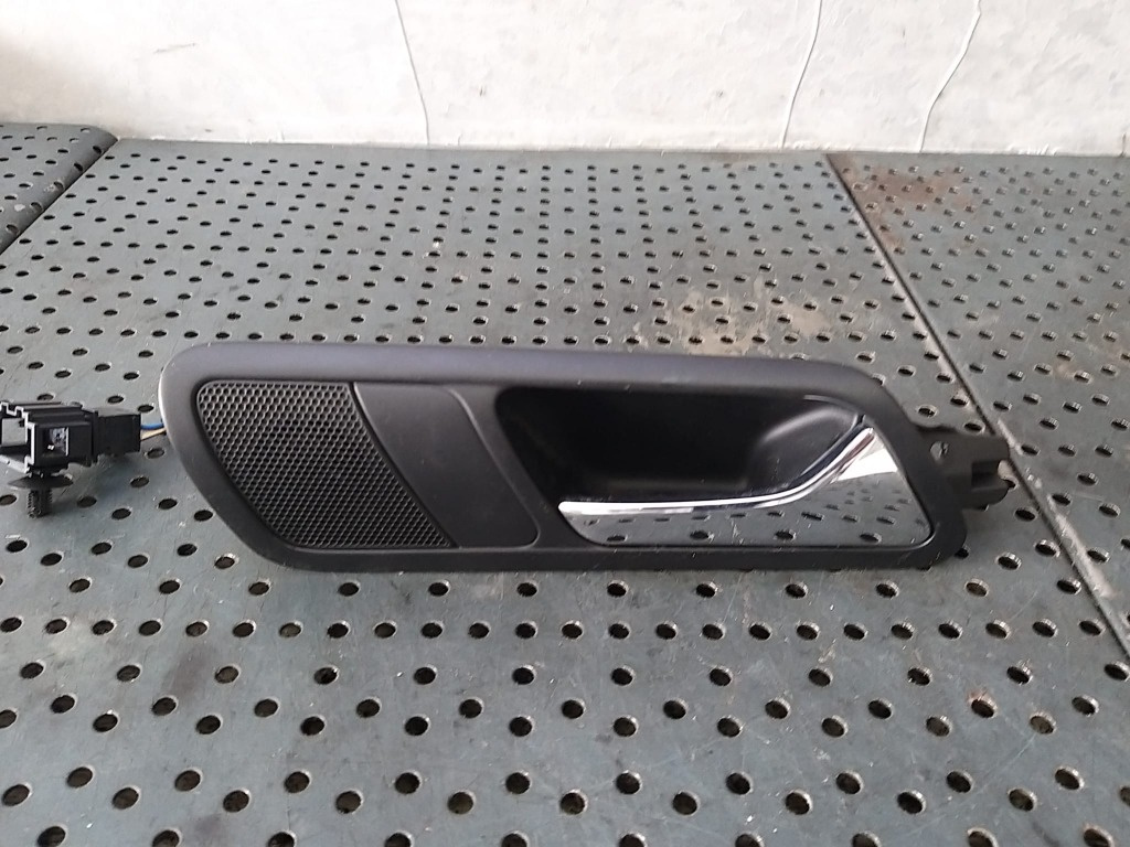 Maner interior cu boxa tweeter dreapta spate vw passat b6 3c4839114 3c0035411a