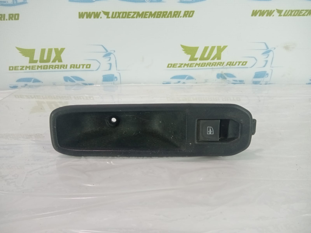 Maner interior cu buton geam 809609000r Dacia Duster 2 [2018 - 2022] 1.5 dci K9K872