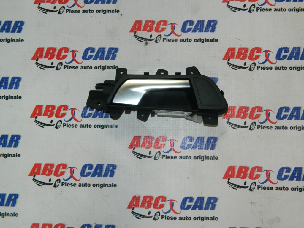 Maner interior deschidere usa dreapta fata Audi A4 B8 8K cod: 8K0837020B