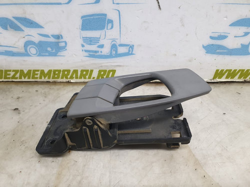 Maner interior dreapta 0k2fa58330 Kia Carens (RS) [facelift] [2002 - 2006] 2.0 crdi D4EA