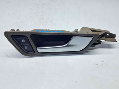 Maner interior dreapta fata Audi Q5 (8RB) [Fabr 2008-2016] 8R0837020