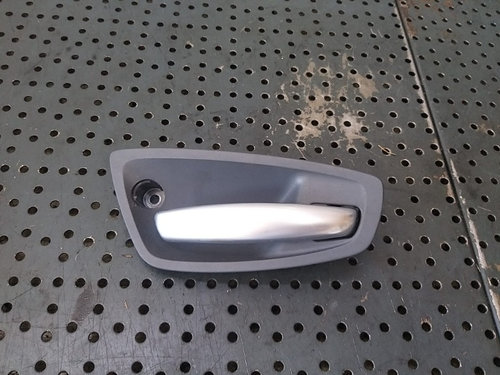 Maner interior dreapta fata bmw seria 1 e87 10628510