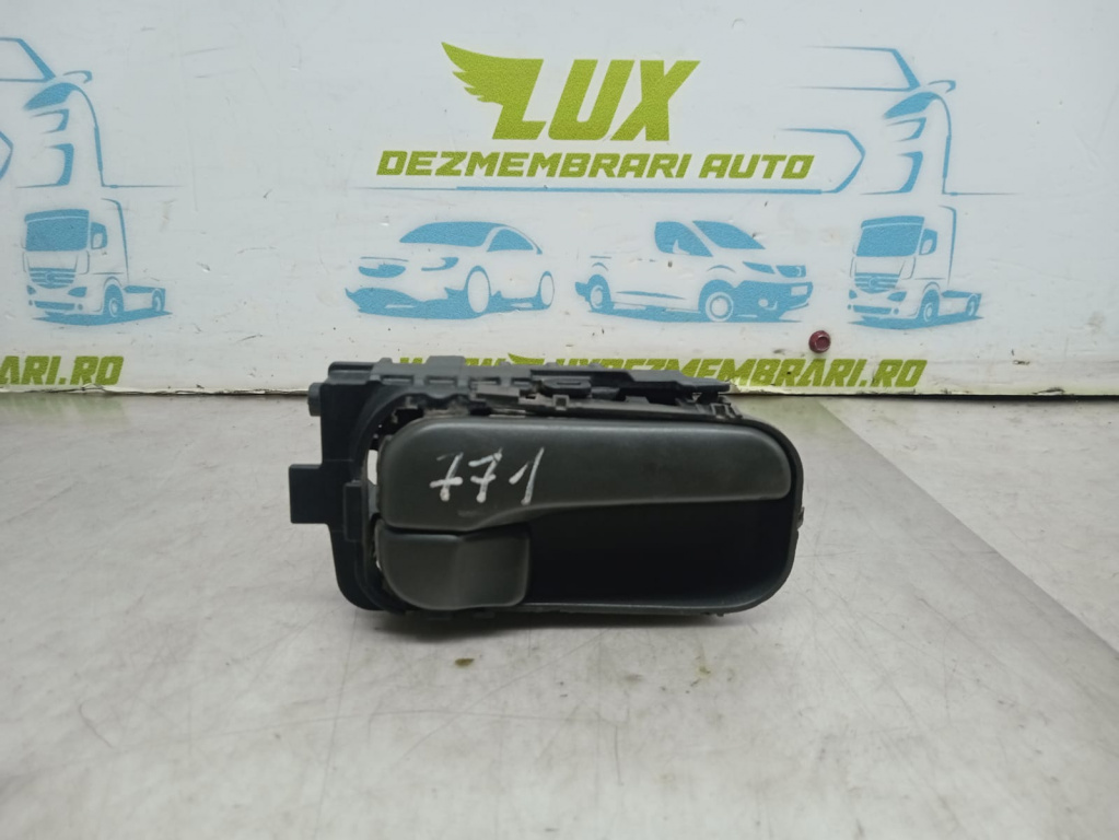 Maner interior dreapta fata Nissan X-Trail T30 [2001 - 2004] 2.2 DCI YD22ETI