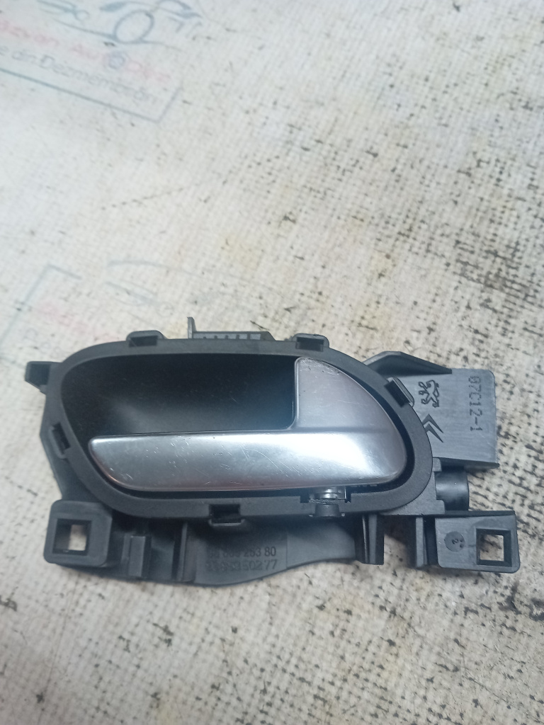 Maner interior dreapta fata Peugeot 508 2013