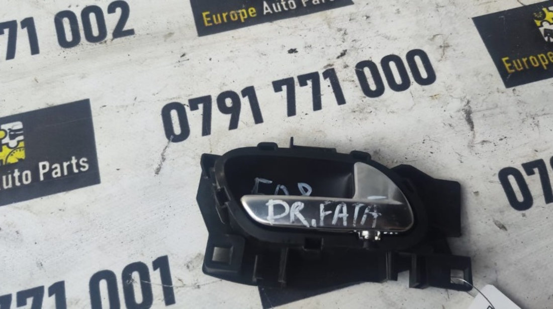 Maner interior dreapta fata Peugeot 508 SW 2.2 HDI an 2012 cod 9660525380 / 9685950277