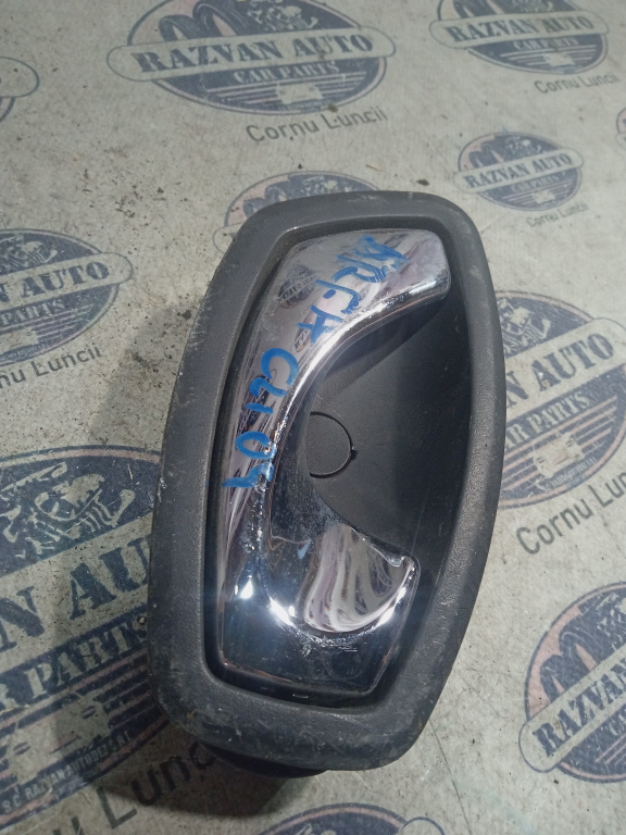 Maner interior dreapta fata Renault Clio 4 2015
