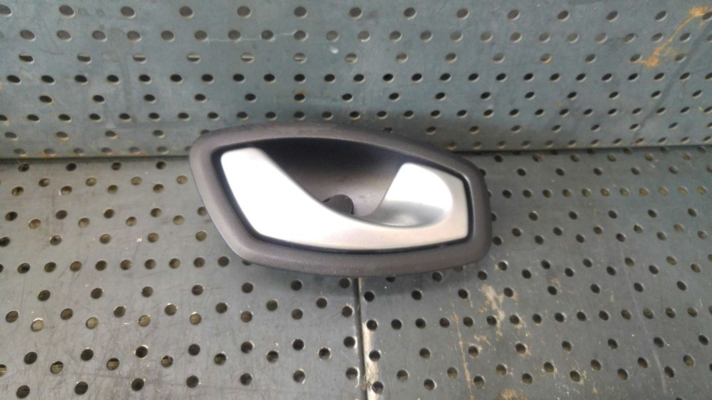 Maner interior dreapta fata renault laguna 3 bt0 1 806700005r