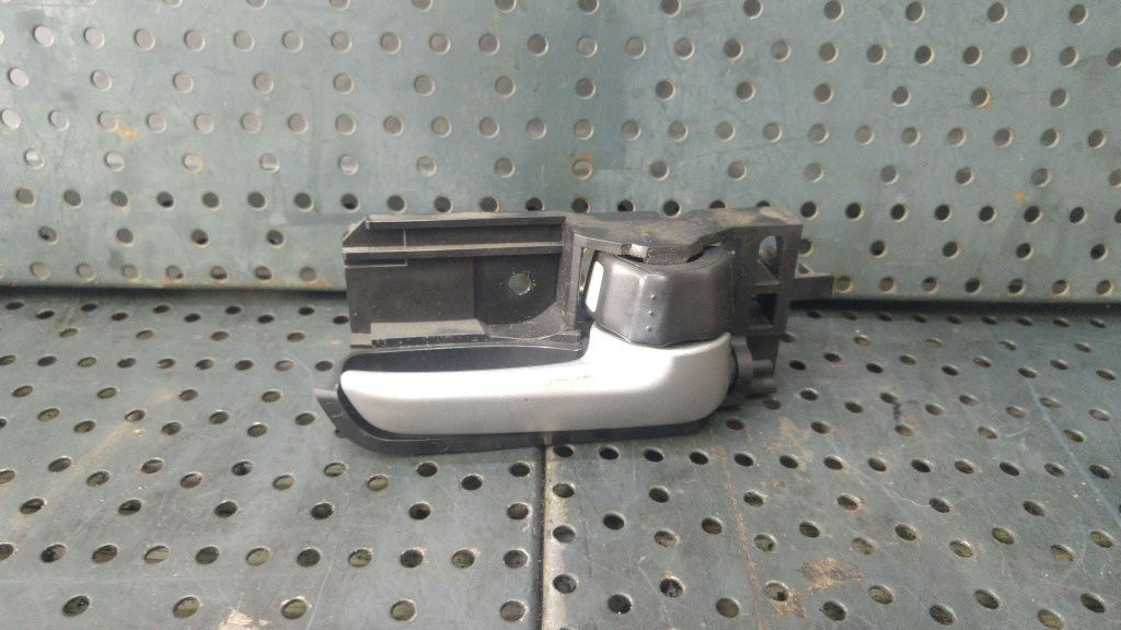 Maner interior dreapta fata suzuki splash