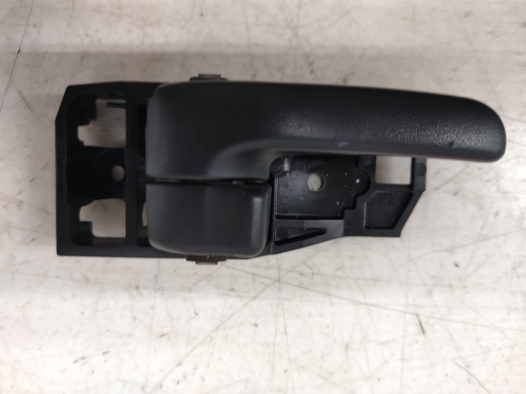 Maner interior dreapta fata Toyota Rav 4 2 (XA20) [2000 - 2003] 2.0 d-4d 1cd-ftv
