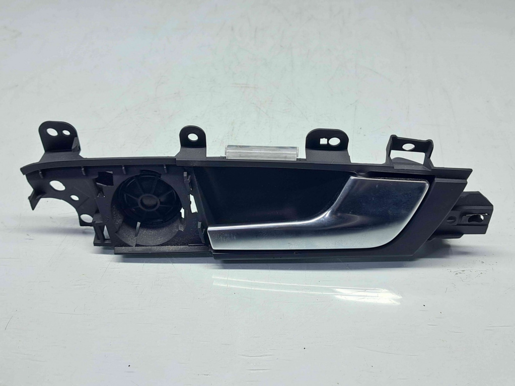 Maner interior dreapta spate Audi A3 Sportback (8PA) [Fabr 2004-2013] 8P4839020E