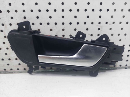 Maner interior dreapta spate Audi A4 (8K2, B8) [Fabr 2008-2015] 8K0839020B