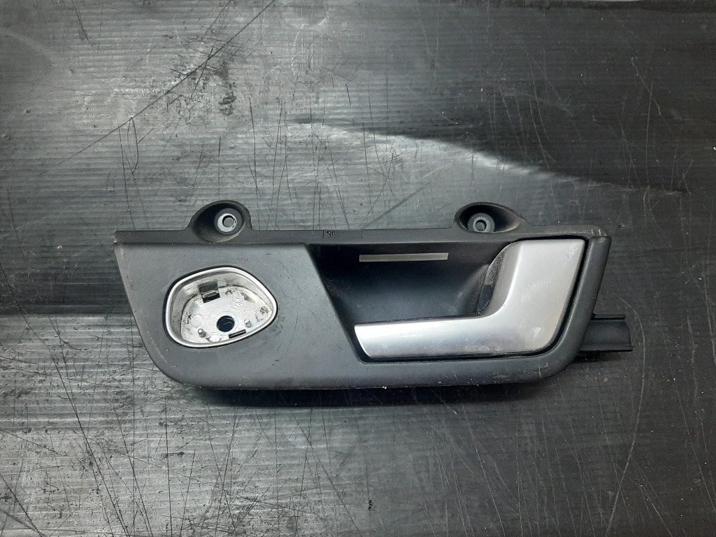 Maner interior dreapta spate audi a4 b7 8ec 8e0839020