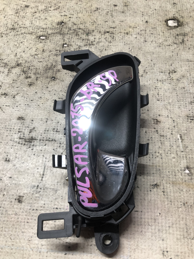 Maner interior dreapta spate Nissan Pulsar 1.2 Benzina 2014, 806704EA0A