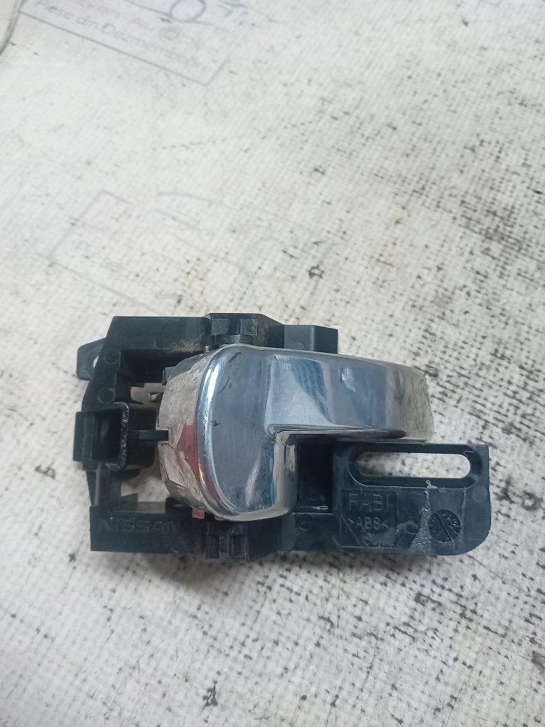 Maner interior dreapta spate Nissan Qashqai 2010