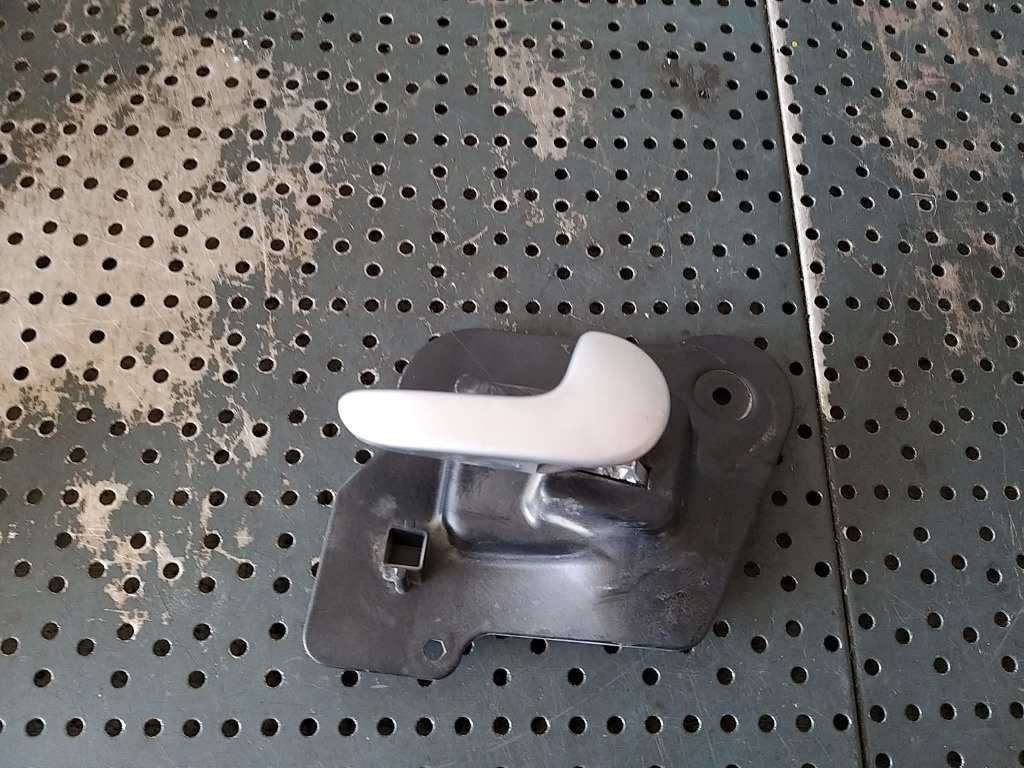 Maner interior dreapta spate opel meriva a x03 13121861 13121865