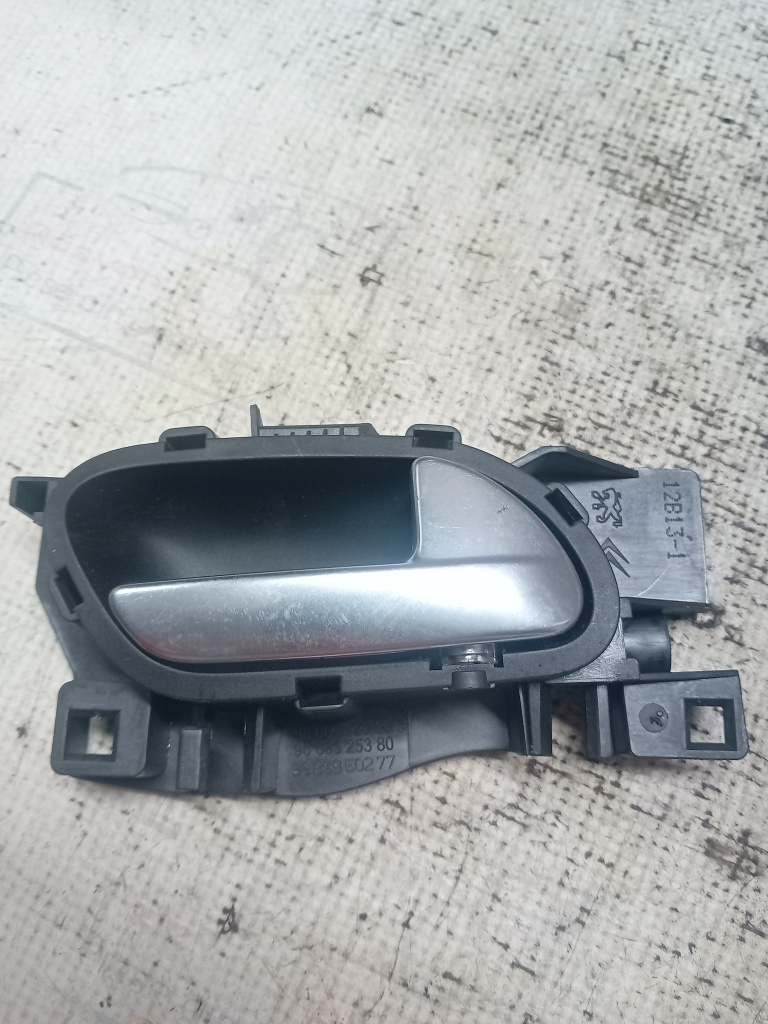 Maner interior dreapta spate Peugeot 508 2013