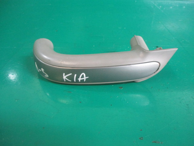 MANER INTERIOR INCHIDERE USA DREAPTA SPATE KIA SORENTO 1 4x4 FAB. 2002 – 2009 ⭐⭐⭐⭐⭐