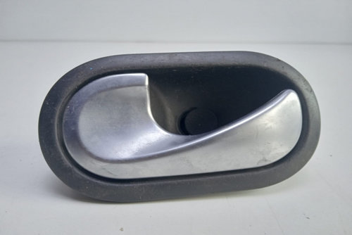 Maner interior stânga 8200028487 Renault Megane 2 [2002 - 2006]