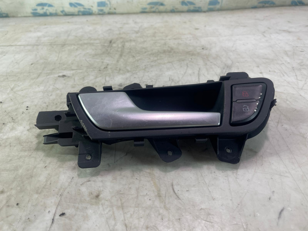 Maner interior stanga fata 8k0837019 Audi A4 B8/8K [2007 - 2011] 2.0 tdi CAGA
